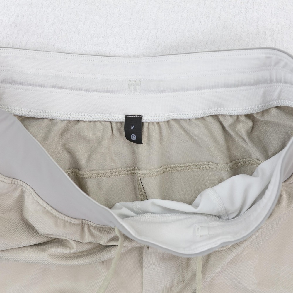 Lululemon T.h.e. Linerless Shorts 9" Medium Variegated Mesh Camo Max Raw Linen - Picture 4 of 9